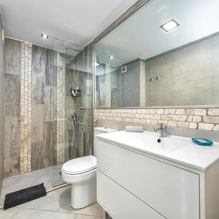 Casa Complesso Tanife Yumbo Apartman